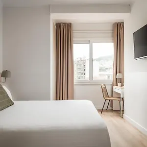 Bypillow Erba Отель Жирона